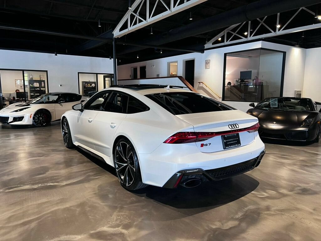 Used 2023 Audi RS 7 Sportback AWD/4WD image 3