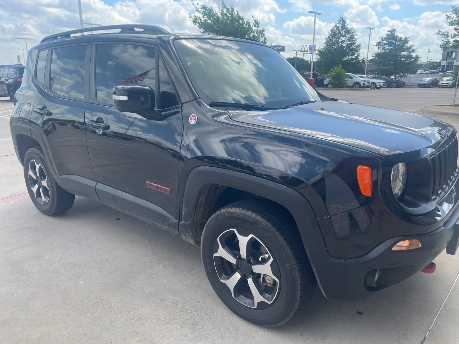 Used 2022 Jeep Renegade Trailhawk w/ Sun/Sound Group AWD/4WD image 4
