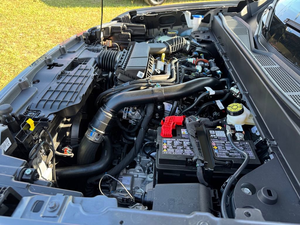 New 2025 Ford Maverick XLT w/ Black Appearance Package image 38