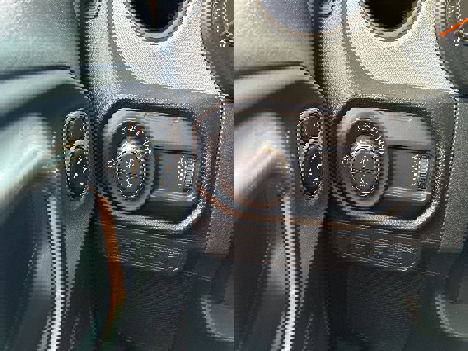 New 2026 Jeep Gladiator Sport image 28