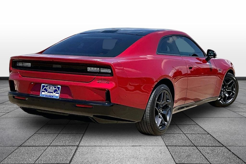 Used 2024 Dodge Charger Daytona R/T w/ Plus Group AWD/4WD image 13