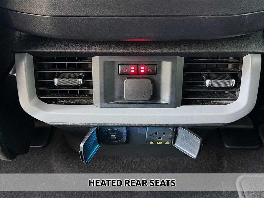 Used 2024 Ford F150 Lightning Lariat image 10