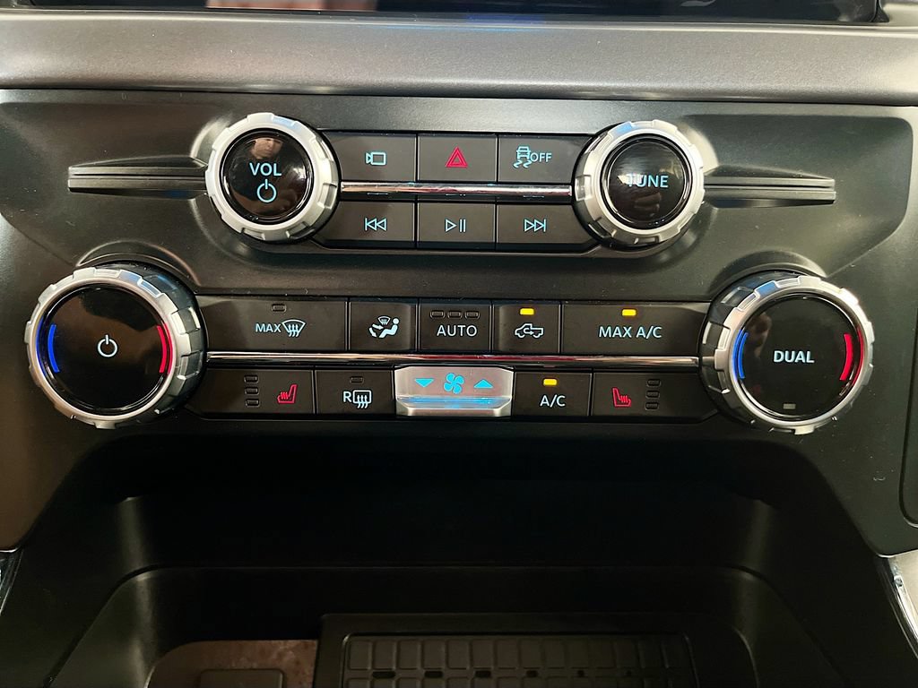 Used 2025 Ford F150 XLT w/ Equipment Group 302A MID AWD/4WD image 16