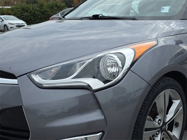 Used 2016 Hyundai Veloster w/ Option Group 02 image 6