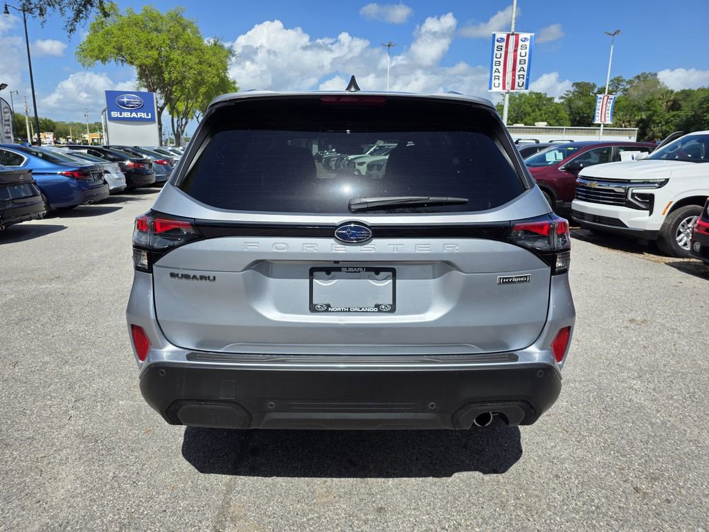 Used 2025 Subaru Forester Touring w/ Touring Package AWD/4WD image 4
