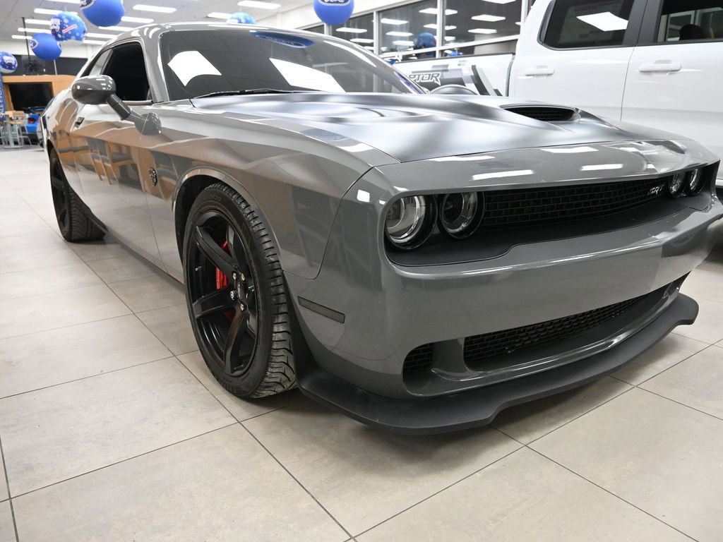 Used 2017 Dodge Challenger SRT Hellcat image 7