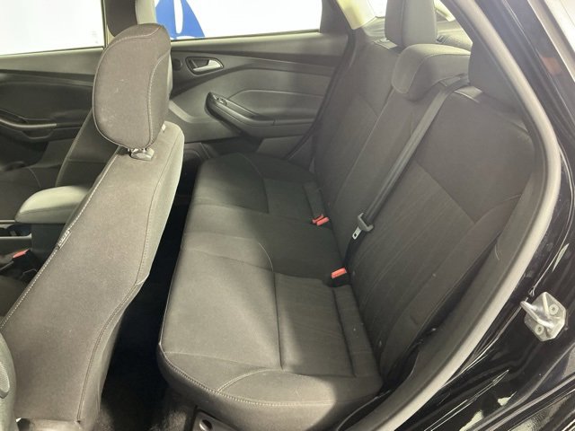 Used 2018 Ford Focus SEL w/ Cold Weather Package image 9