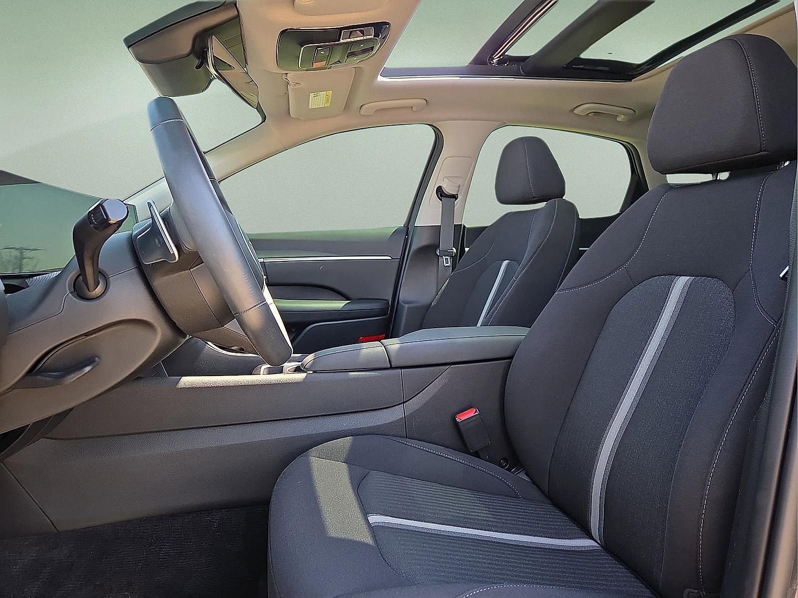 Used 2024 Hyundai Sonata SEL w/ Convenience Package image 13