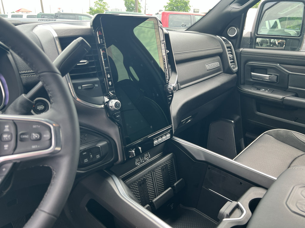 Used 2025 RAM 2500 Laramie AWD/4WD image 6