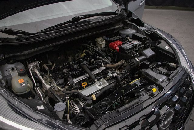 Used 2023 Nissan Kicks SV image 29