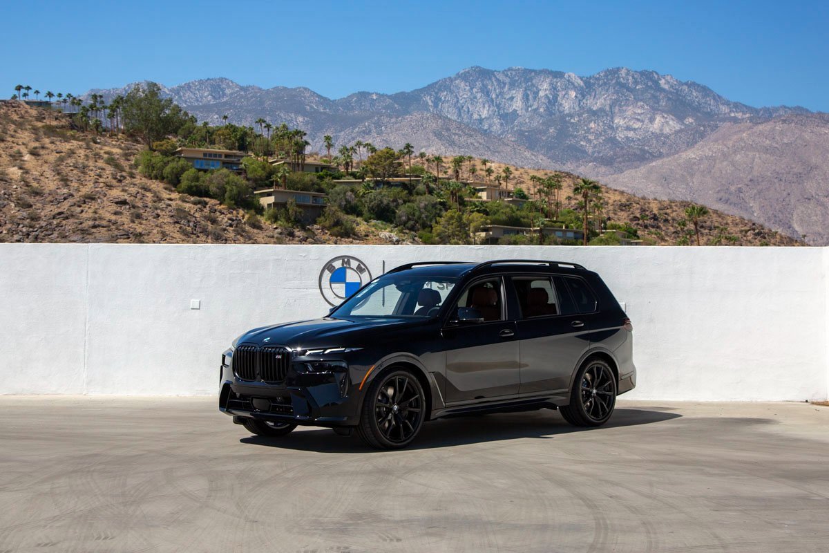 New 2026 BMW X7 M60i image 2