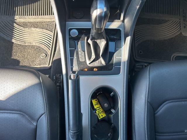 Used 2022 Volkswagen Passat 2.0T SE image 15