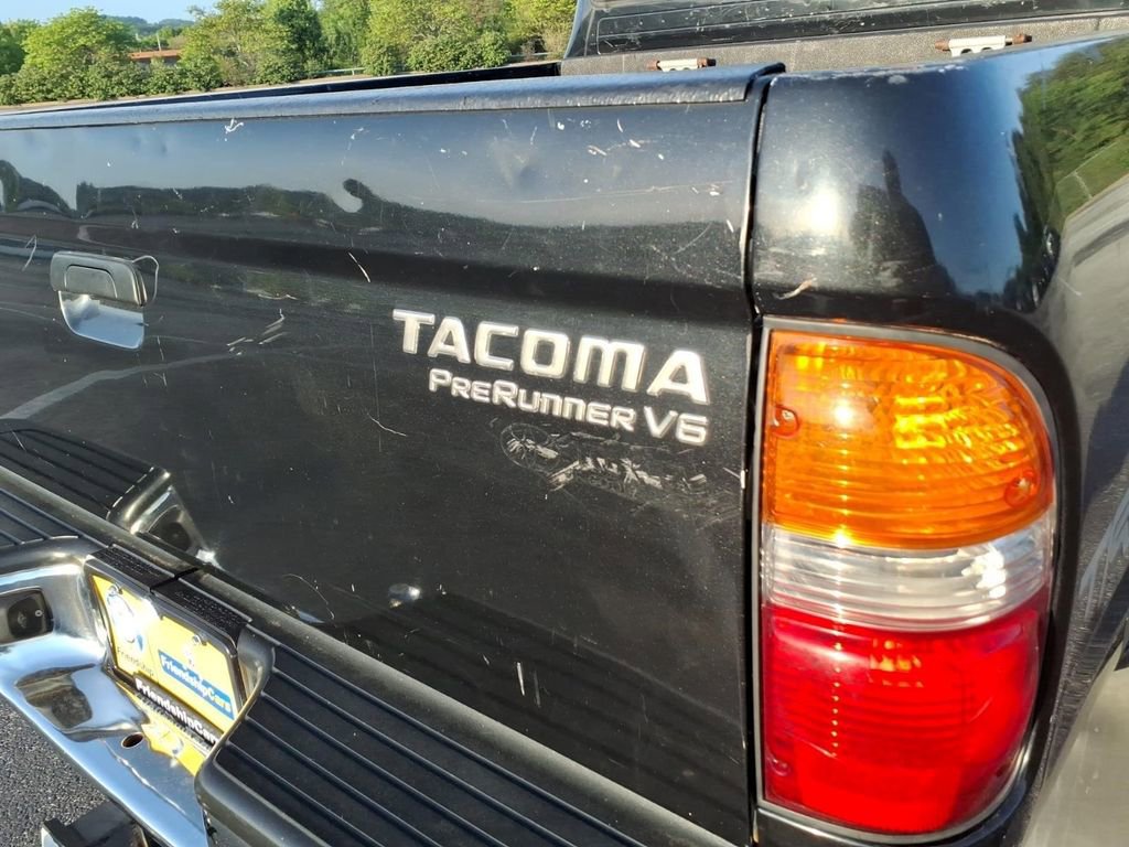 Used 2002 Toyota Tacoma PreRunner RWD image 8