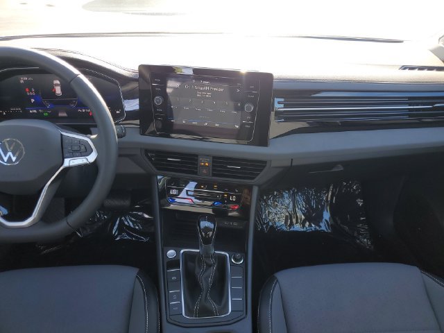 New 2027 Volkswagen Jetta SE FWD image 11