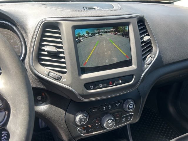 Used 2023 Jeep Cherokee Altitude Lux AWD/4WD image 25