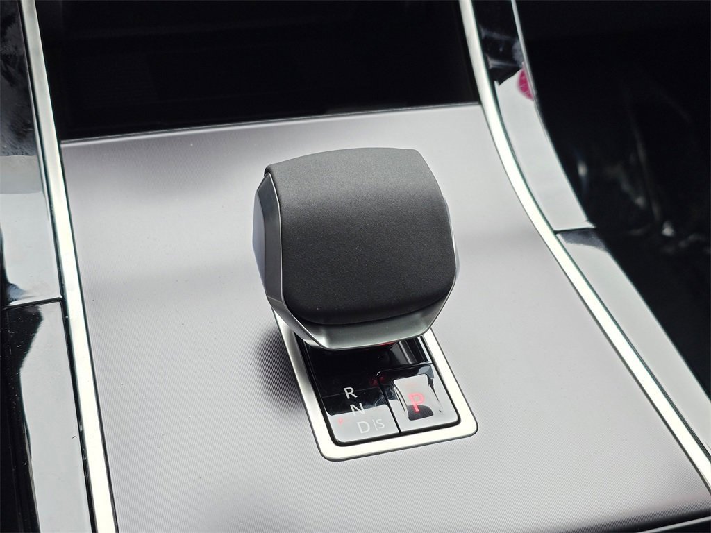 New 2026 Land Rover Range Rover Velar Dynamic SE image 15