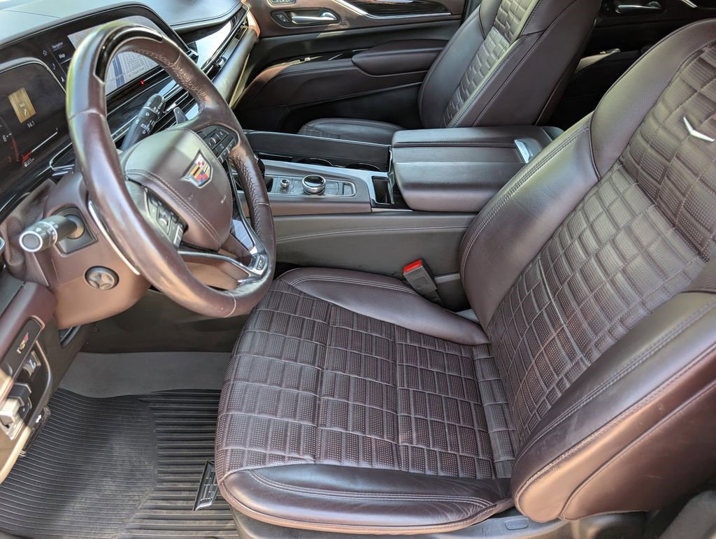 Certified 2023 Cadillac Escalade ESV V w/ LPO, Floor Liner Package AWD/4WD image 9