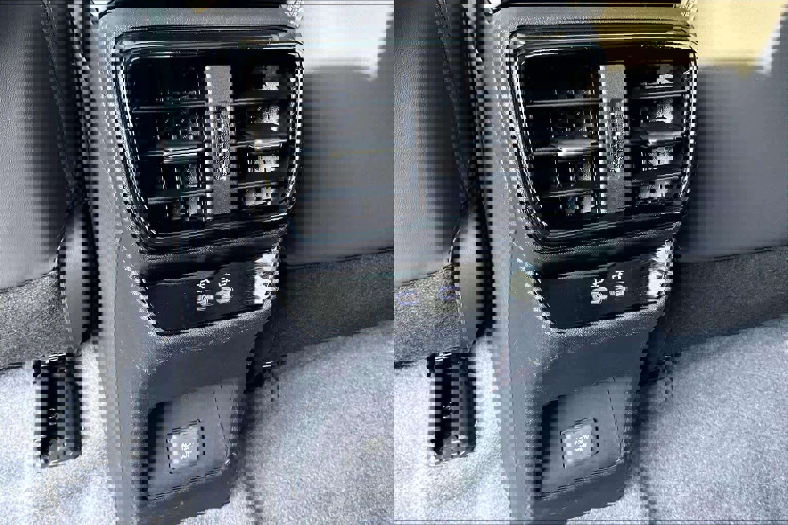 Certified 2023 Lexus RZ 450e Premium w/ Technology Package image 32