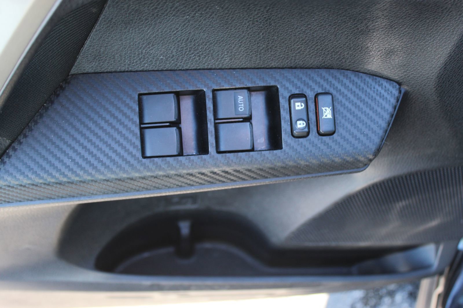 Used 2014 Toyota RAV4 XLE image 21