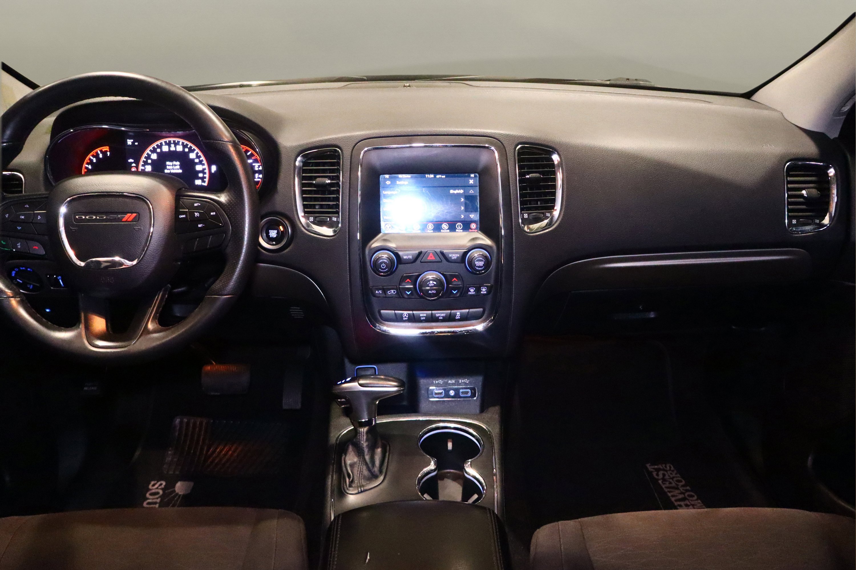 Used 2018 Dodge Durango SXT w/ 3rd Row Seating Group image 24