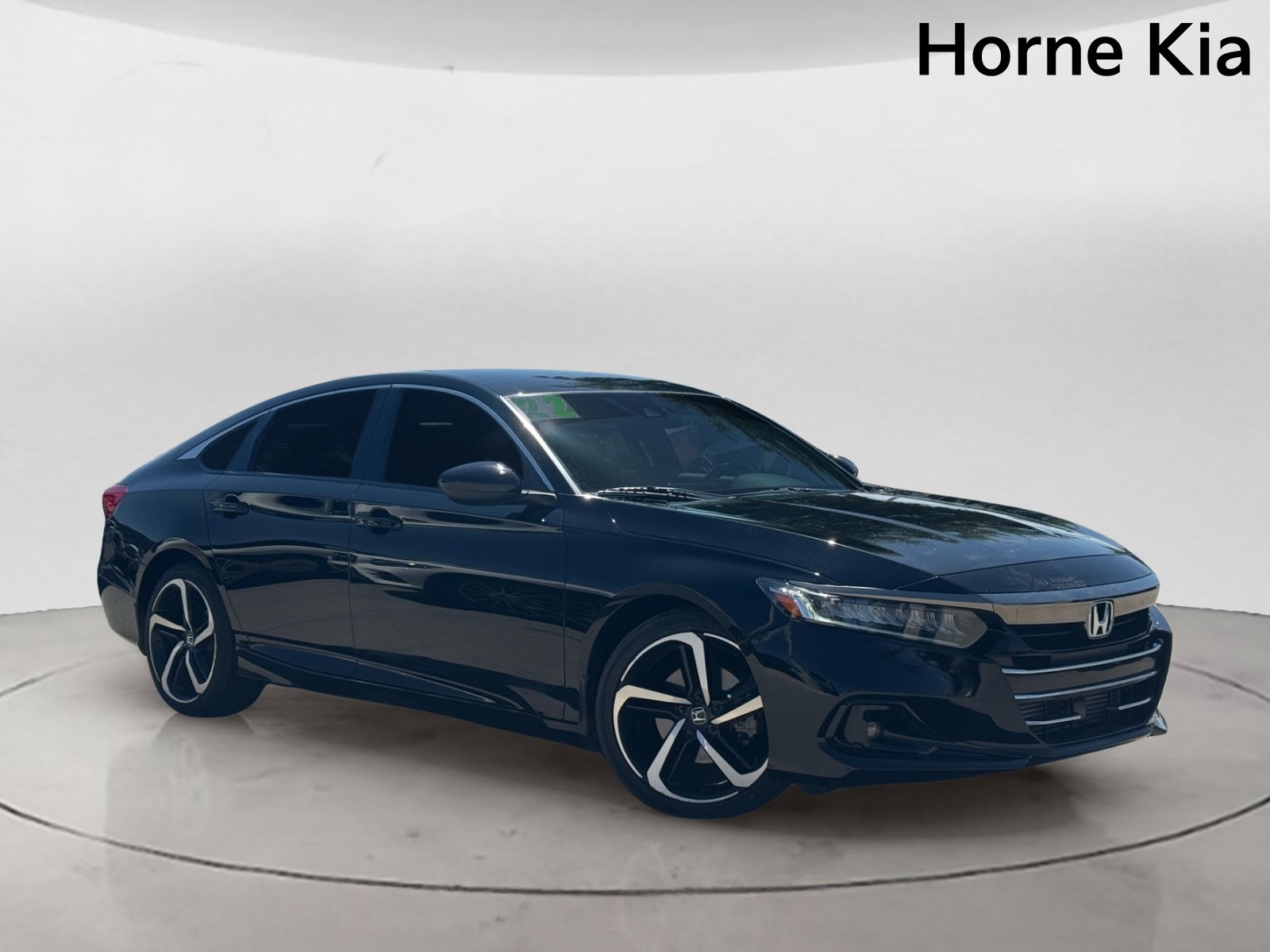 Used 2022 Honda Accord Sport image 2