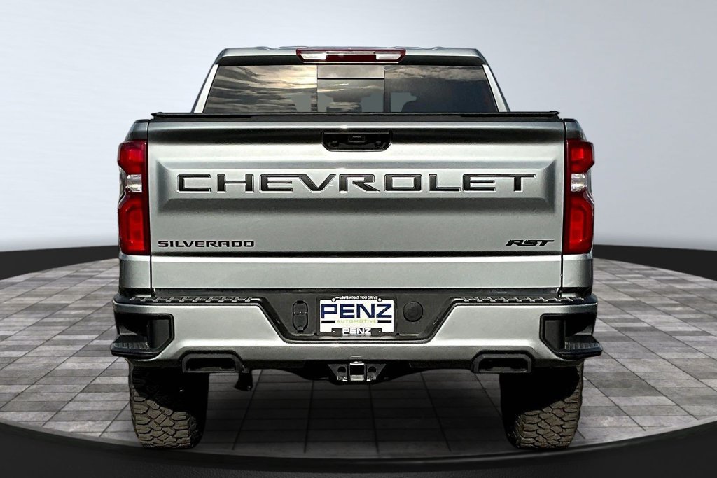 Used 2026 Chevrolet Silverado 1500 RST w/ Redline Edition AWD/4WD image 5
