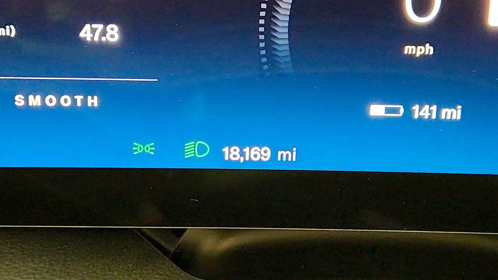 Used 2023 Lucid Air Touring image 15