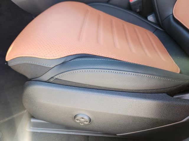 Certified 2026 Mercedes-Benz GLC 300 4MATIC image 9
