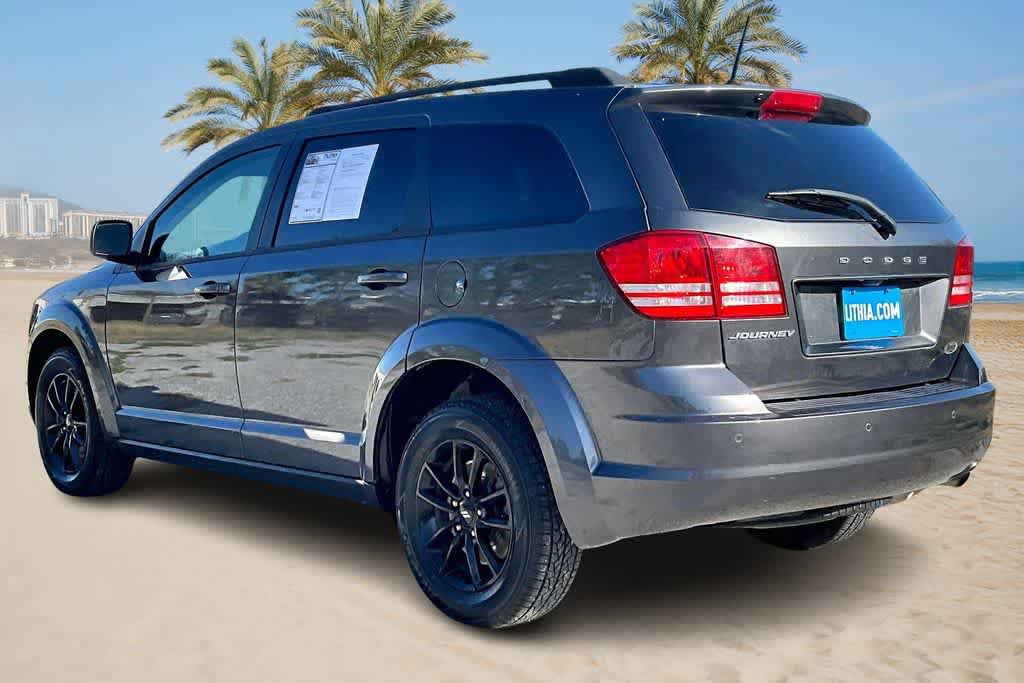 Used 2020 Dodge Journey SE w/ Blacktop Package FWD image 4