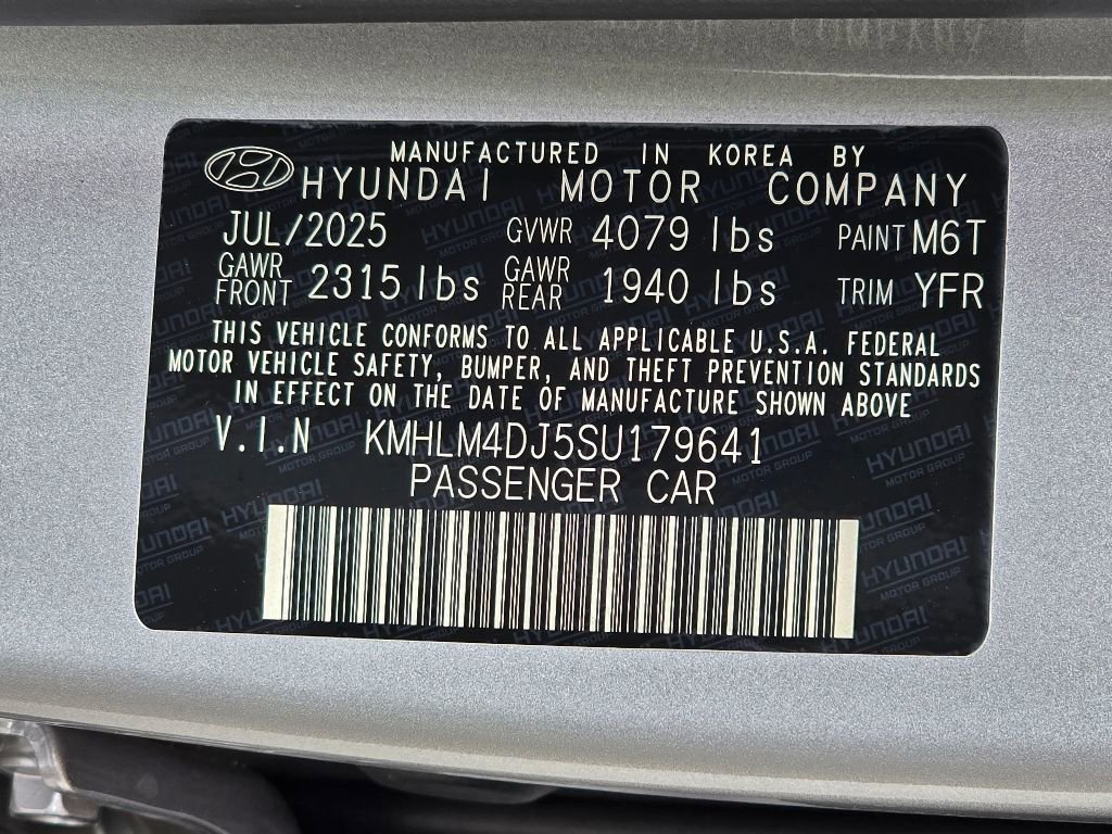 New 2025 Hyundai Elantra SEL image 30