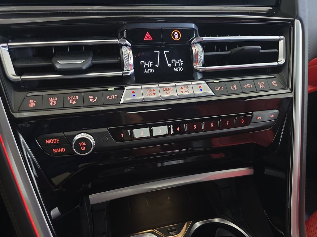 Used 2022 BMW M850i xDrive Convertible w/ Driving Assistance Package image 23