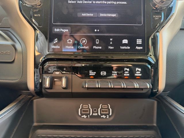 Used 2024 RAM 3500 Laramie AWD/4WD image 34