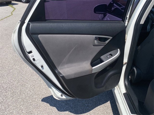 Used 2013 Toyota Prius Plug-In Hybrid image 15