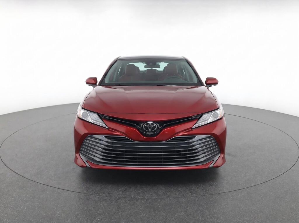 Used 2020 Toyota Camry XLE w/ Driver Assist Package FWD image 2