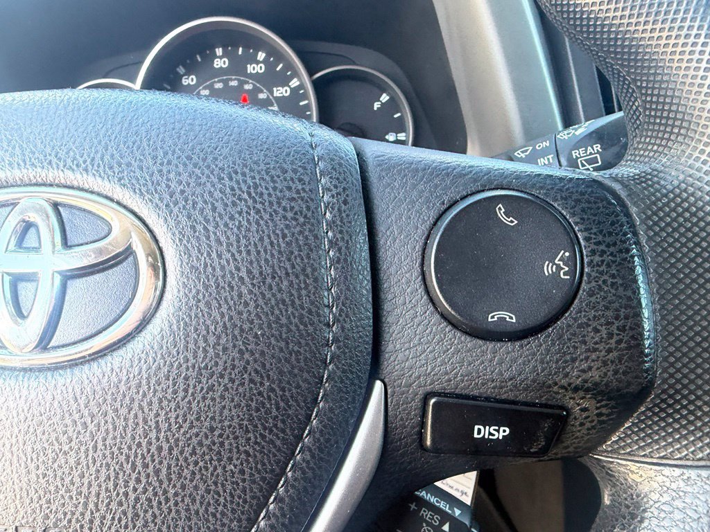 Used 2016 Toyota RAV4 LE AWD/4WD image 18