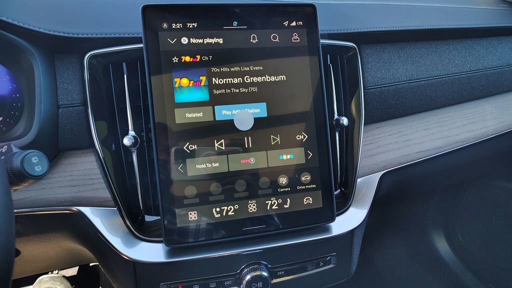 New 2026 Volvo XC90 B6 Plus w/ Protection Package Premier image 20