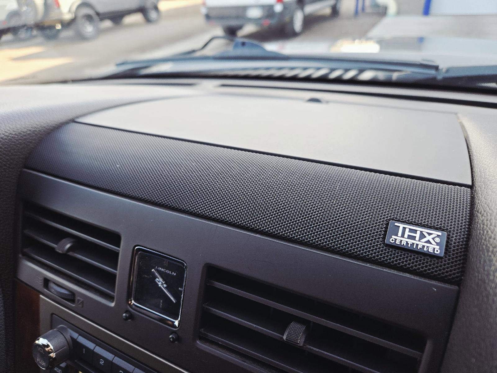 Used 2012 Lincoln Navigator 4WD image 51