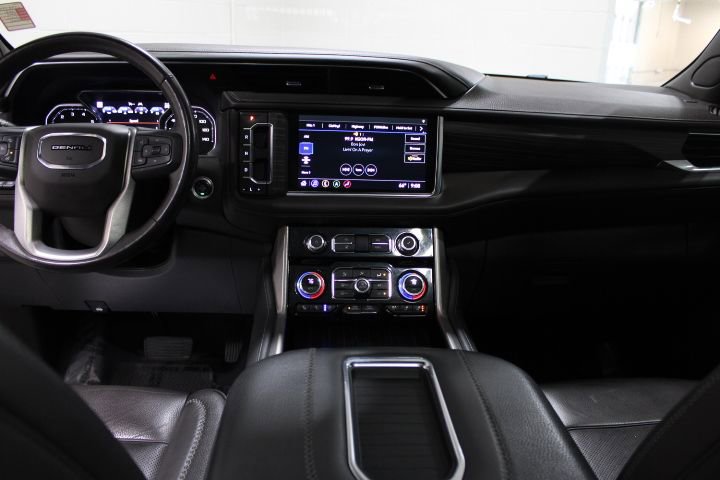Used 2021 GMC Yukon Denali w/ LPO, Illumination Package AWD/4WD image 31