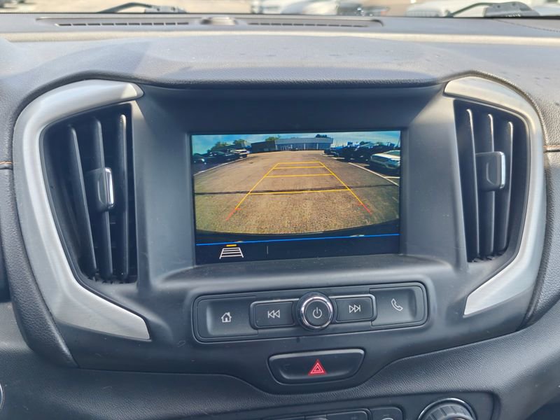 Used 2018 GMC Terrain SLE w/ Driver Convenience Package AWD/4WD image 15