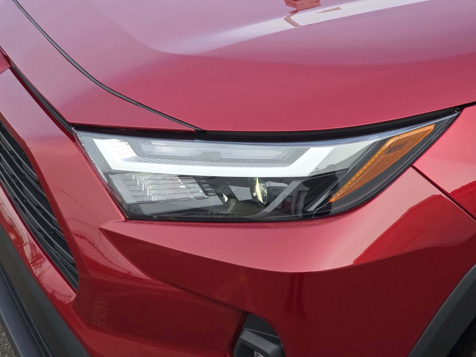 Used 2025 Toyota RAV4 XLE Premium image 39