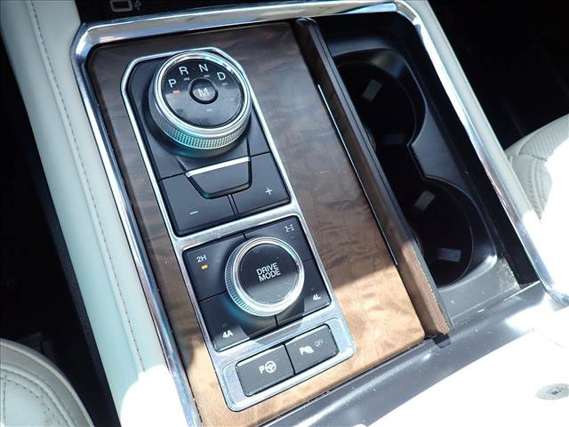 Used 2019 Ford Expedition Platinum AWD/4WD image 22