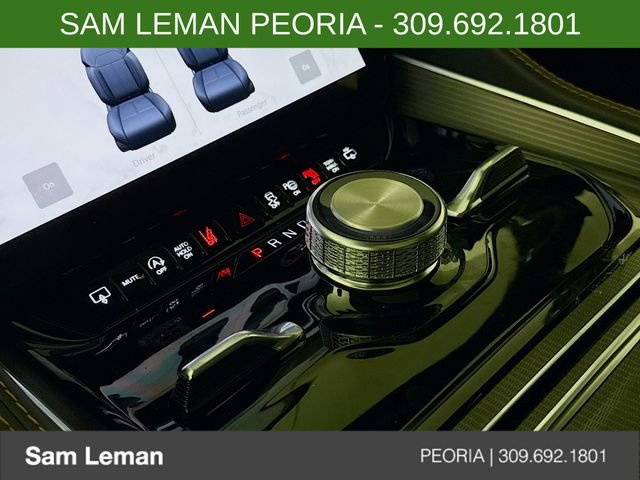 New 2026 Jeep Grand Wagoneer Summit image 17