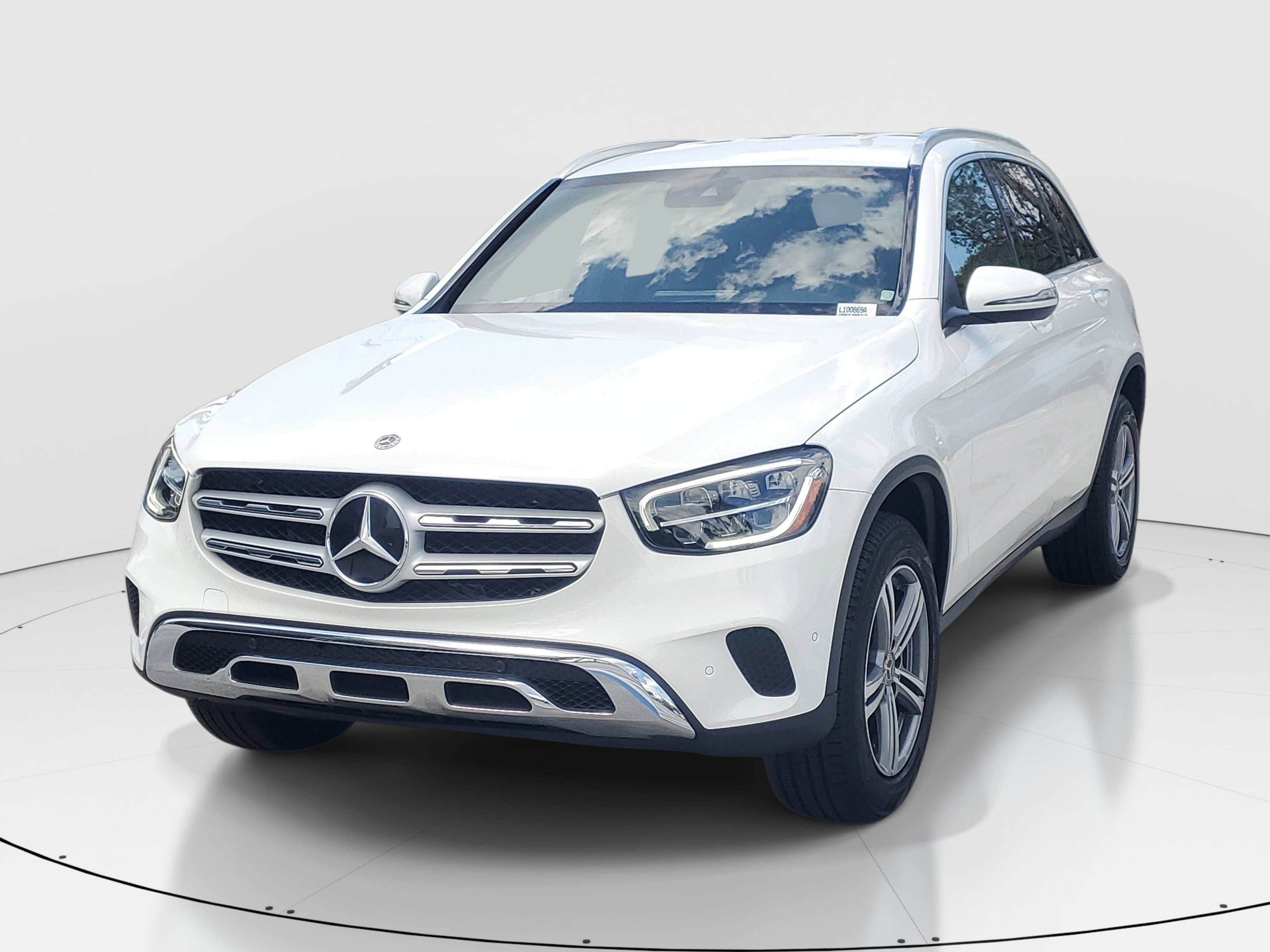 Used 2022 Mercedes-Benz GLC 300 image 4