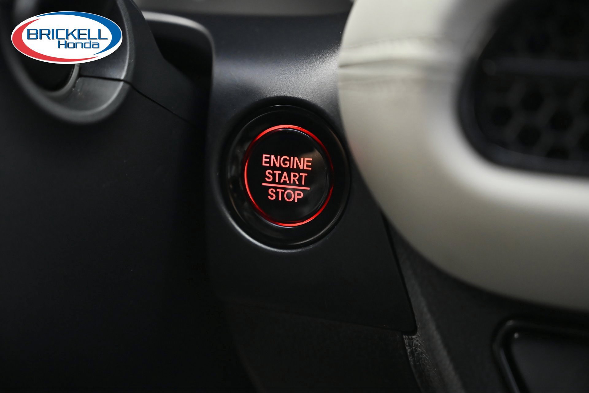 Used 2023 Honda HR-V LX image 31