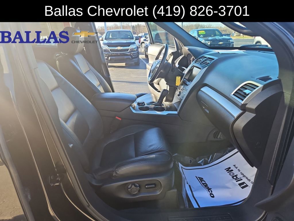 Used 2014 Ford Explorer XLT w/ Equipment Group 202A image 28