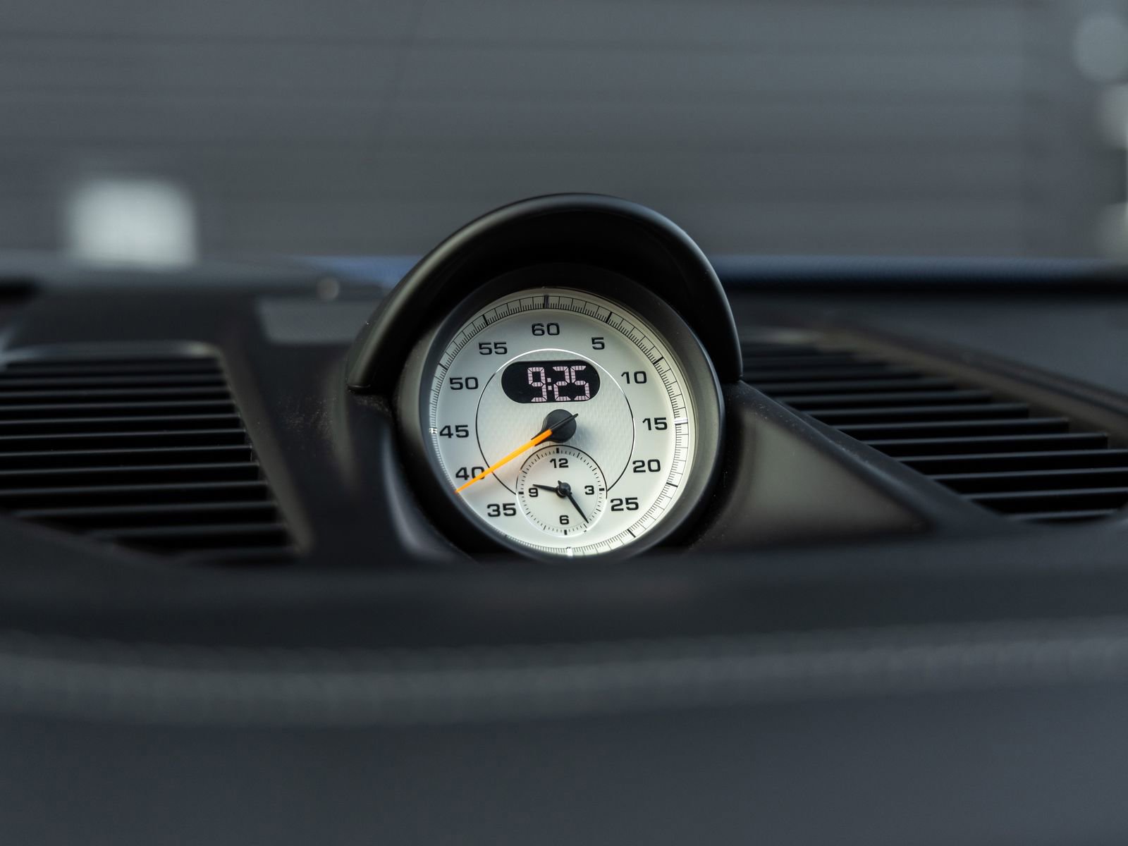 Certified 2018 Porsche 911 GT3 image 41