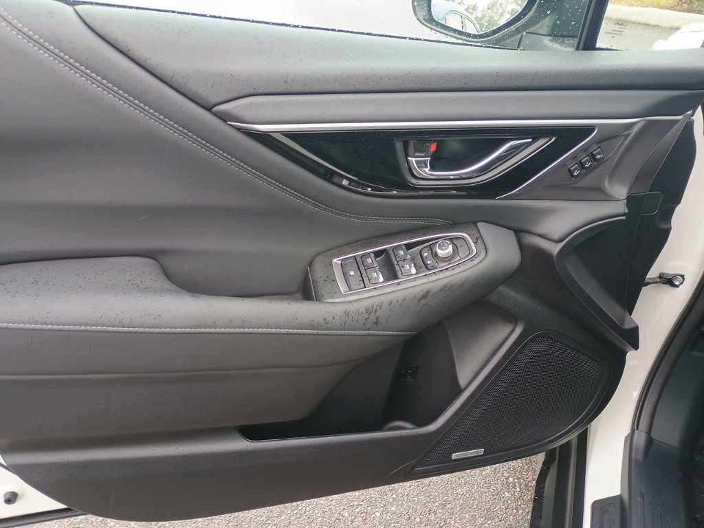 Used 2025 Subaru Outback Limited w/ Popular Package #2 image 11