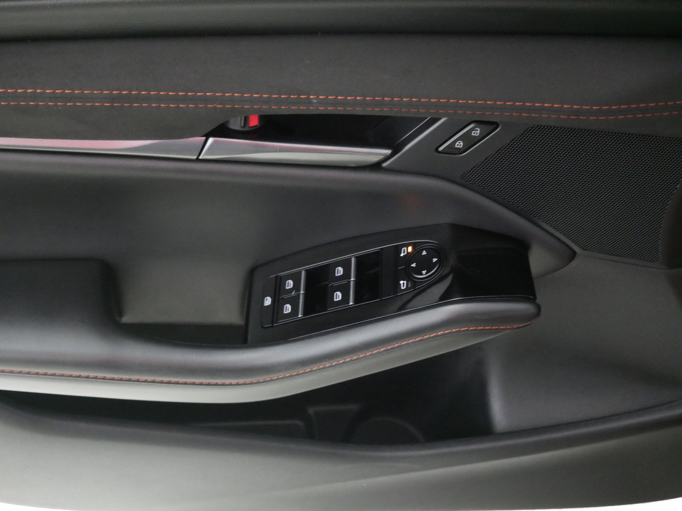 Used 2024 MAZDA MAZDA3 s AWD/4WD image 19