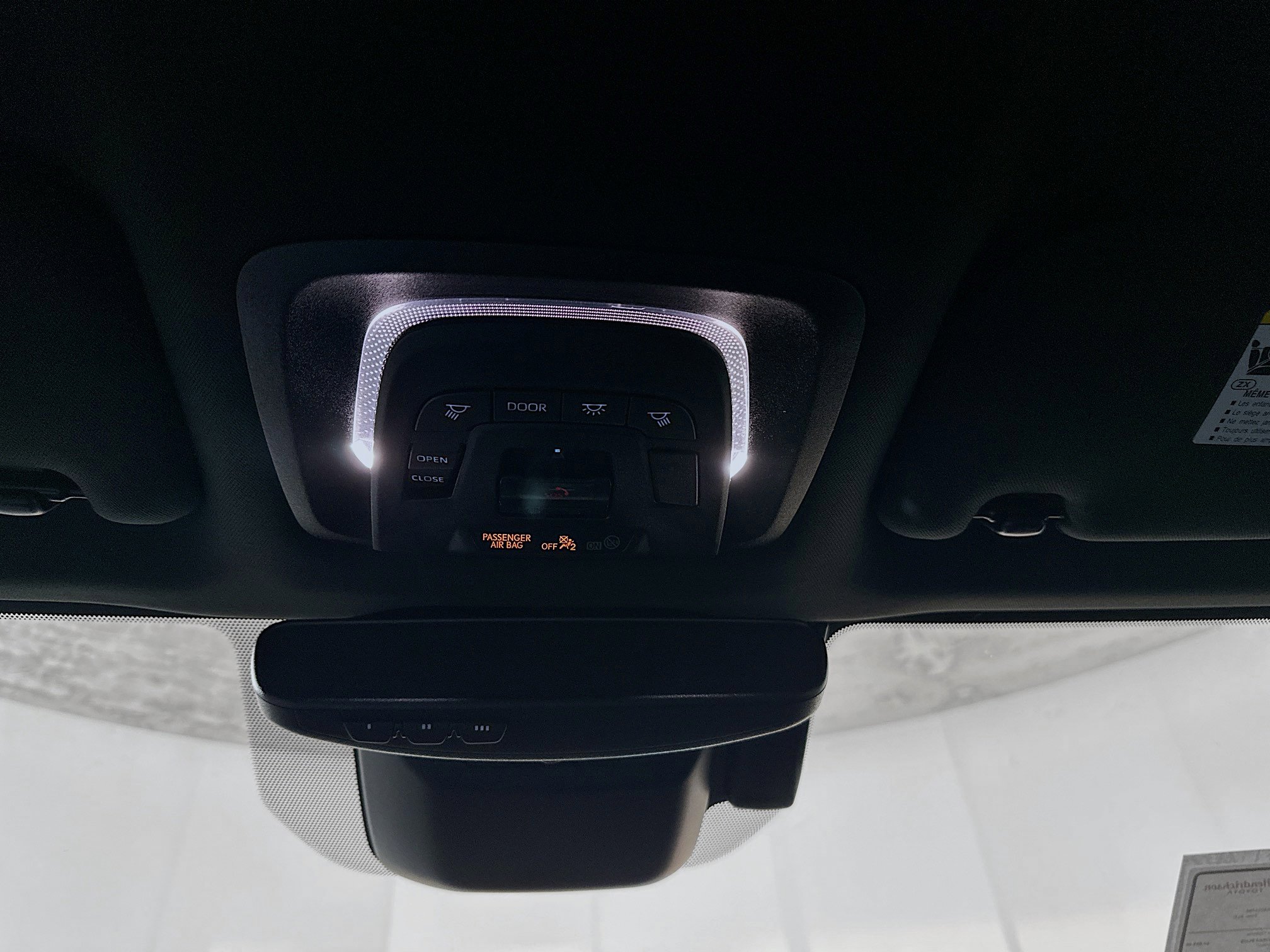 Used 2024 Toyota Crown Limited image 18