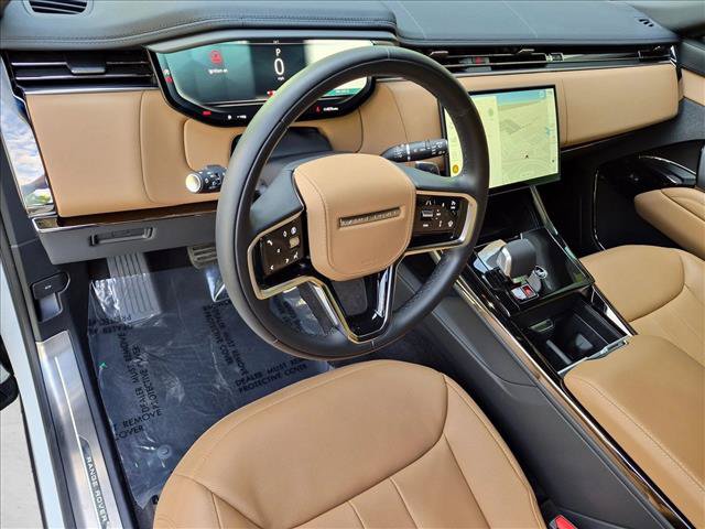 Used 2025 Land Rover Range Rover Sport SE AWD/4WD image 10